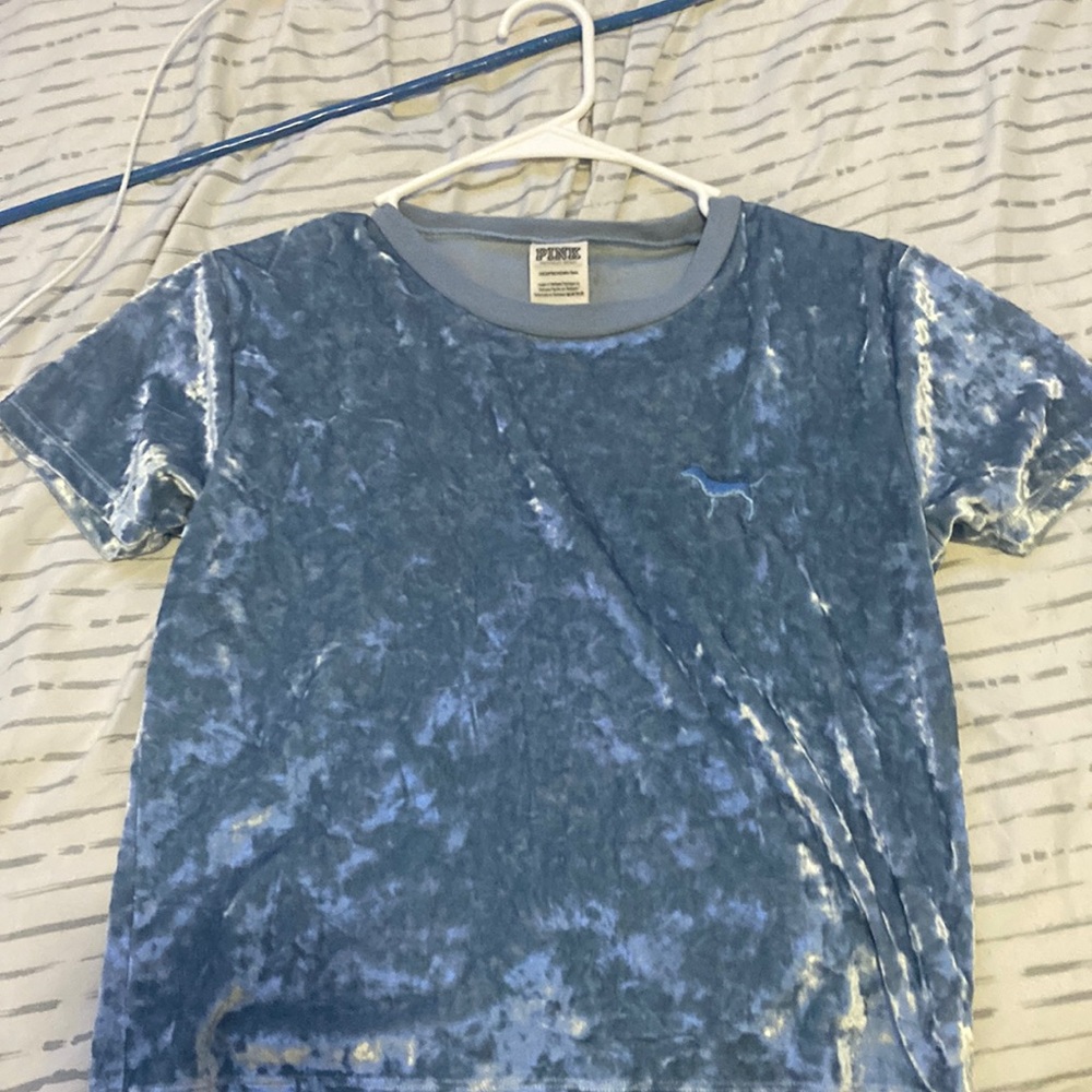 blue shirt from pink